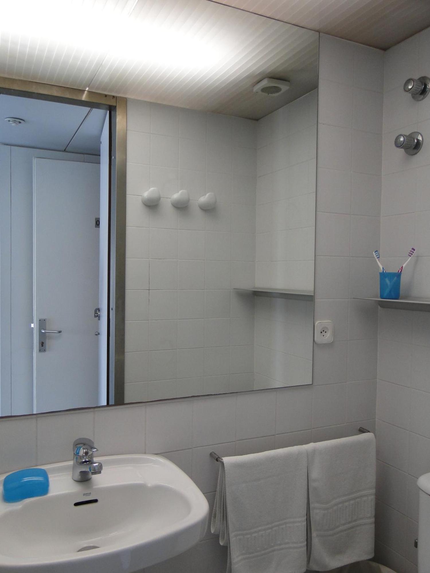 Residencia Universitaria Sant Joan Hotel Reus Bagian luar foto